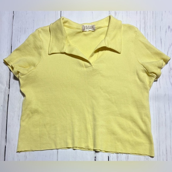 2/$20 Sale Altar’d State Crop Top - Picture 1 of 3